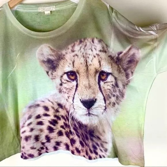 Baby Cheetah Cub 3D Print Slouchy Crop Top T-Shirt - Picture 4 of 9